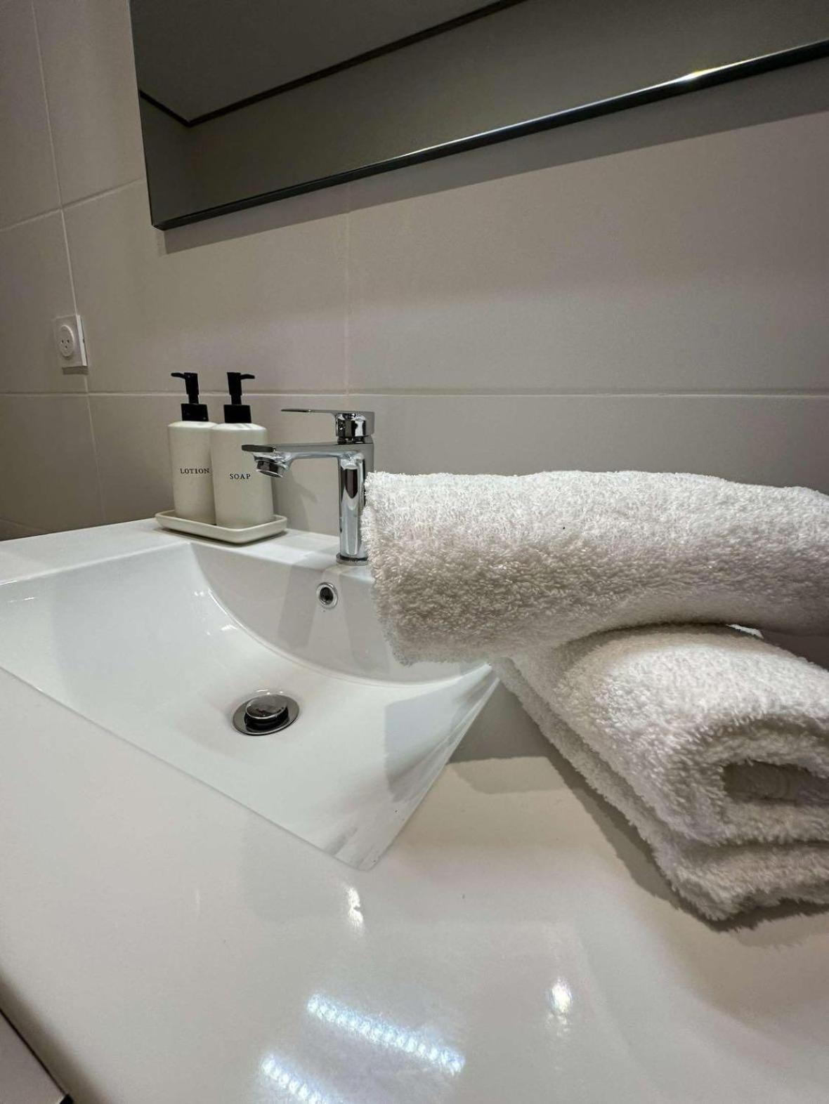 My Suite Bourgoin-Jallieu Εξωτερικό φωτογραφία
